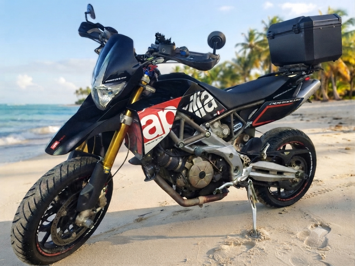 Aprilia Dorsoduro 750